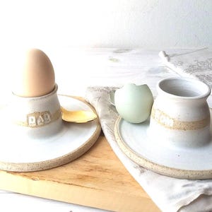 Mom or Dad Ceramic Egg Cup, Pottery Egg Holder, Modern Egg Cup, Customized Egg Cup, Soft Boiled Egg Cup, 3 Minute Egg Cup with Plate