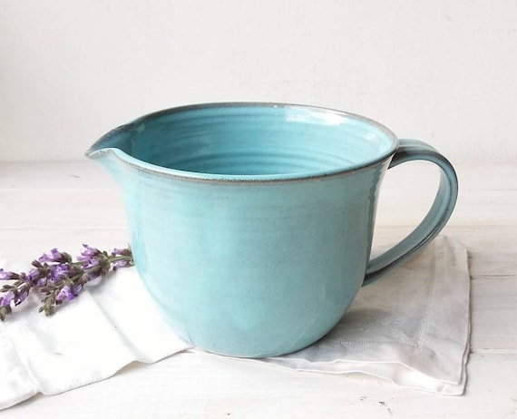 Deep Ceramic Mixing Bowl With Handle and Spout, Modern Light Blue Stoneware  Pasta Bowl 