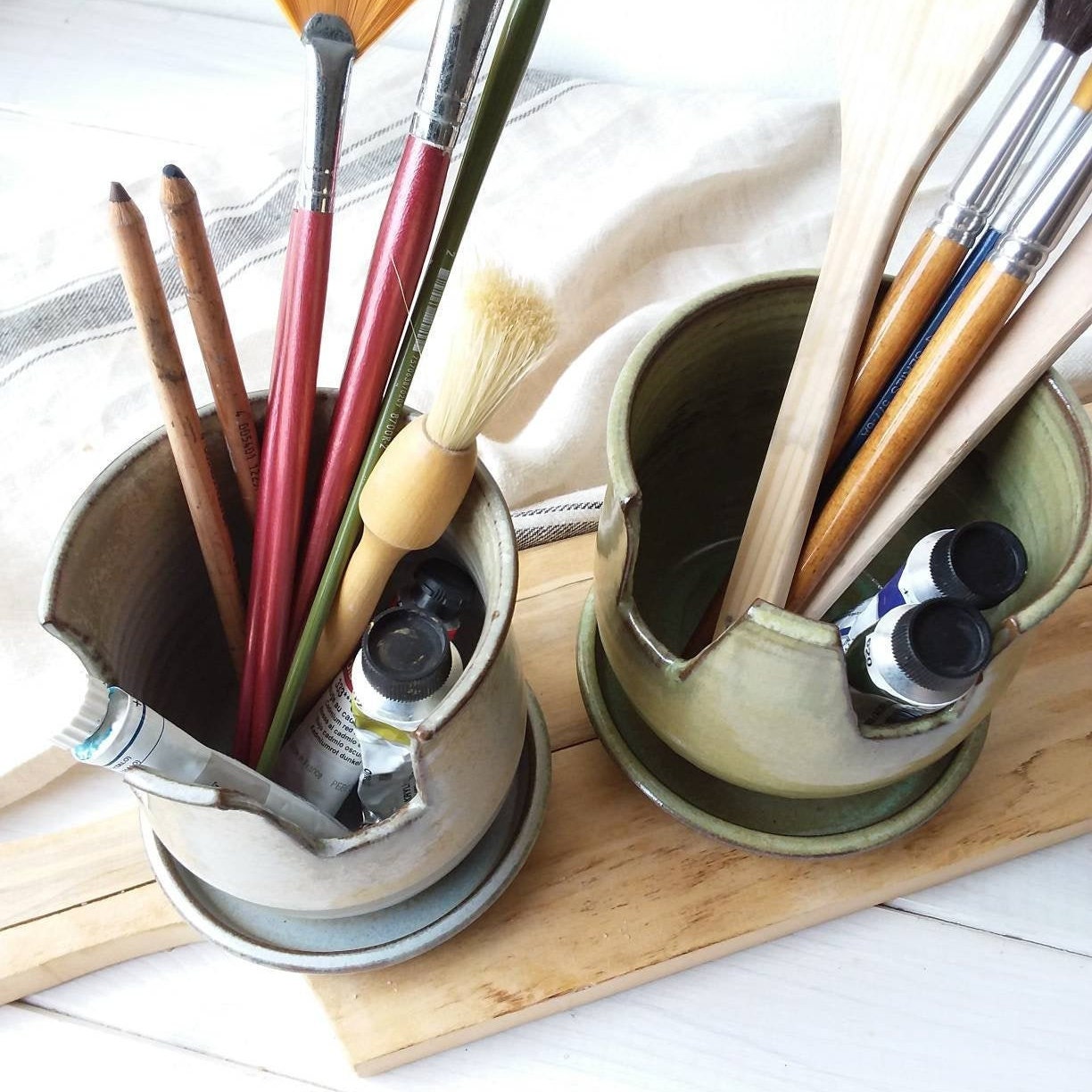 Makeup Brush Holder, Ceramic Brush Holder, Gray Pottery, Green Brush  Storage, Green Pottery, Paint Brush Organizer, Bathroom Bedroom Storage 