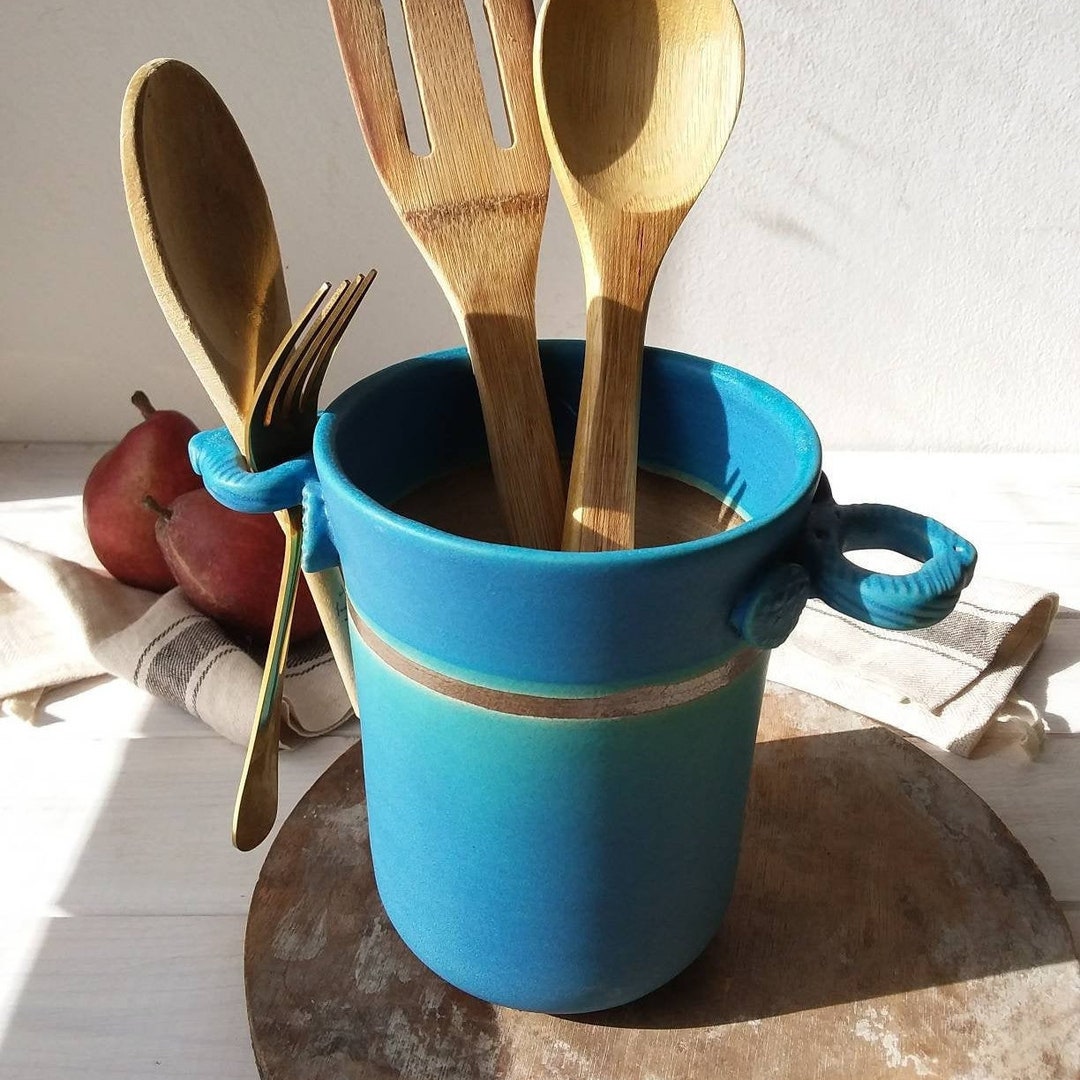 Teal Kitchen Utensil Holder, 6.7 Utensil Holder for Kitchen Counter,  Cooking Utensil Crock with Cork Bottom, Turquoise Kitchen Decor and  Accessories
