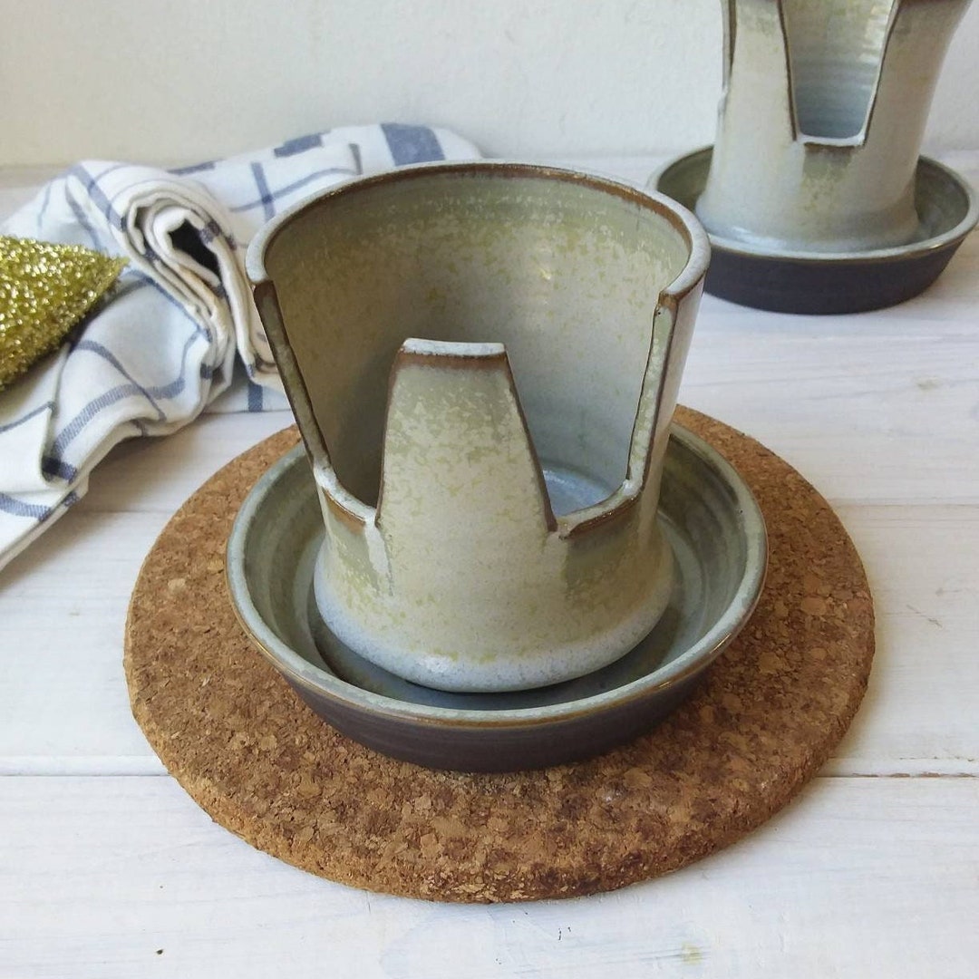 Raised Kitchen Sponge Holder With Holes, Gray Ceramic Scouring Pad