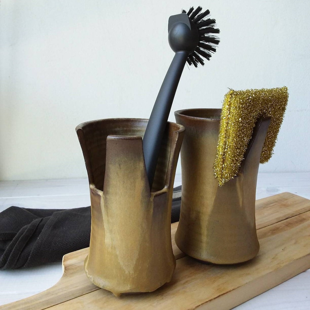 Beige Kitchen Sponge and Brush Holder, Brown Rustic Scouring Pad and