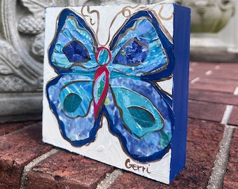 Art papillon bleu, art papillon original, papillon coloré, cadeau spécial maman, amateur de papillons, art coloré pour étagère, 5 x 5 x 1,5 po.