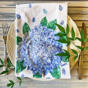 Hydrangea Tea Towel,  perfect  Housewarming Gift or Teacher Gift, 22 x 32&quot;