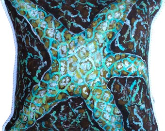 Starfish Pillow with insert, Beach Pillow covers; Nautical pillow for coastal home decor; beach house pillow; 20 x 20"