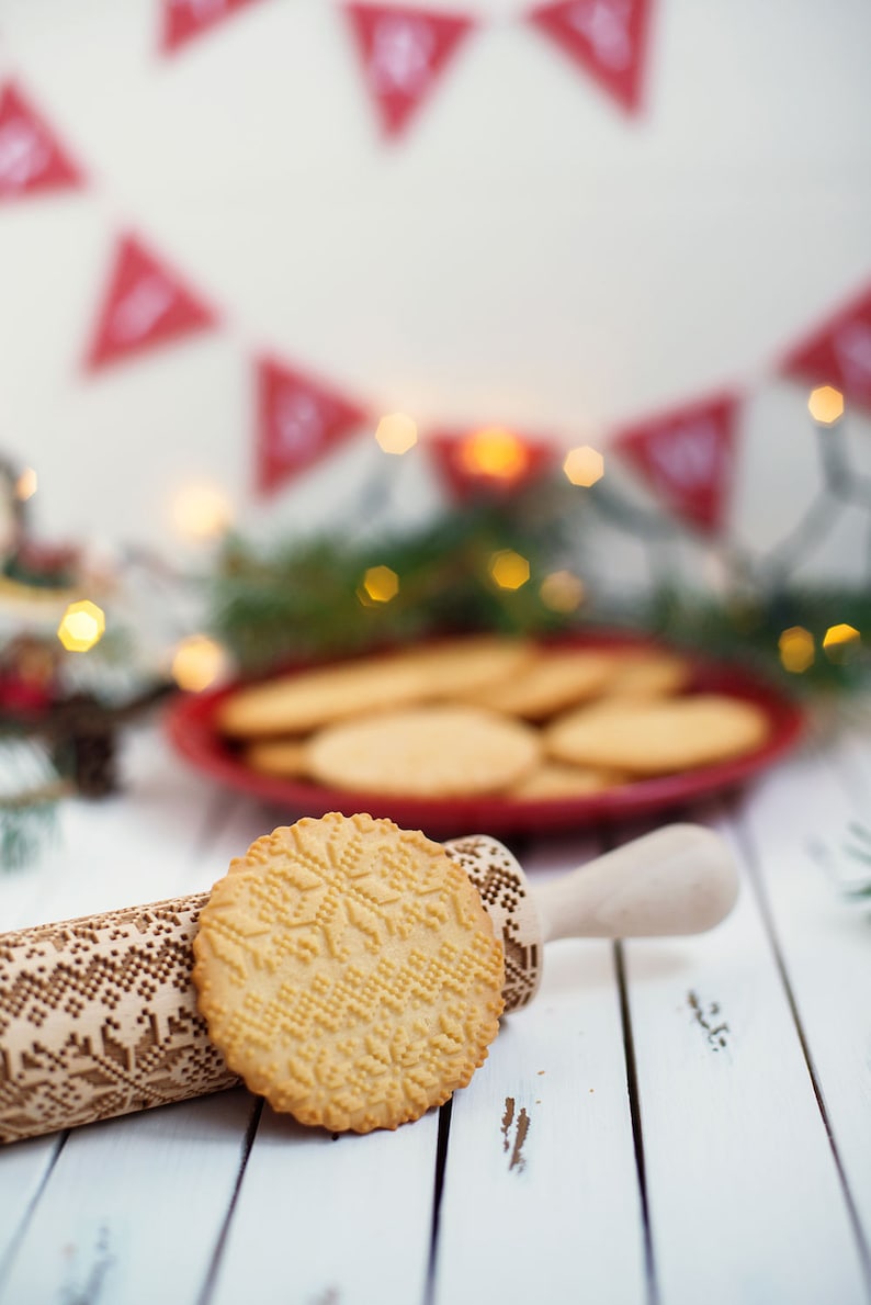 Sweater Pattern Rolling Pin Pullover Decorating Cookie Roller Christmas Reindeer Bakery Stamp Laser Cutted Wooden Biscuit Embosser image 1