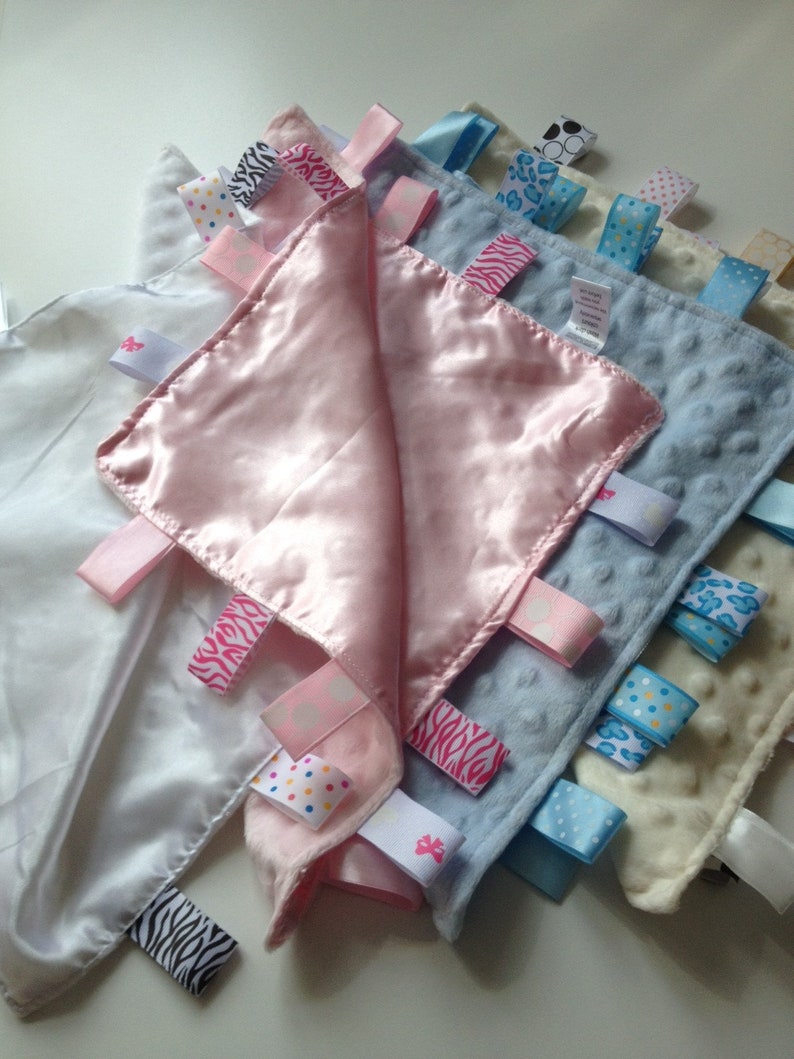 Personalised Taggie Taggy blanket Arched Name