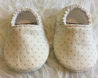 Emerald Green Soft-Sole Moccasins - St. Patrick's Day Baby & Toddler Shoes - Gender-Neutral