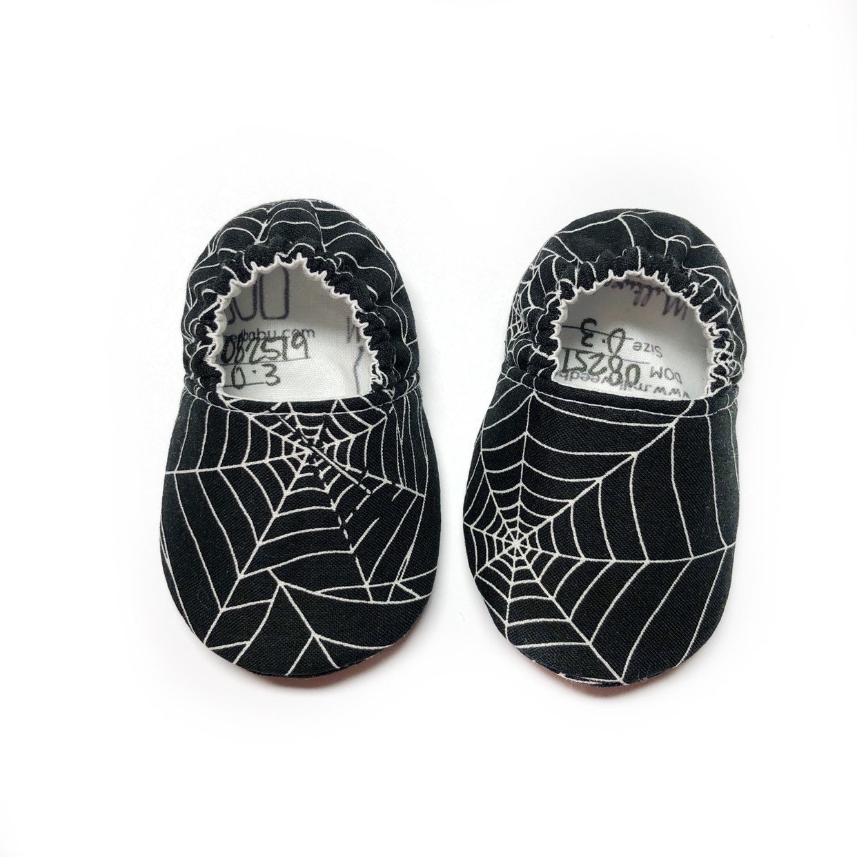 neutral baby shoes