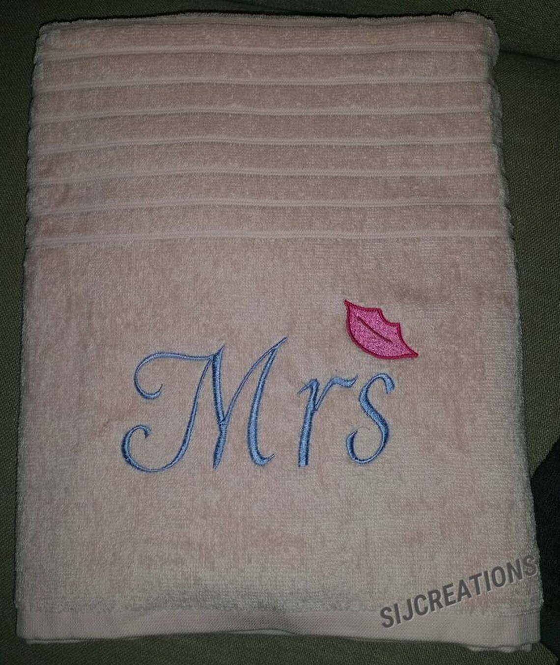 Mr & Mrs Bath Towels Mr Towel Mrs Towel Embroidered Set Etsy