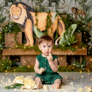 Lion&#39;s Den -Photography Printed Backdrop- Fabric Backdrop- Polypaper Backdrop- Jungle- Lion