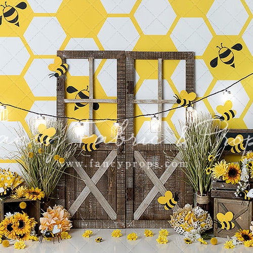 Bloom shops & Bumble -Wrinkle Free Fabirc- Photography Backdrop