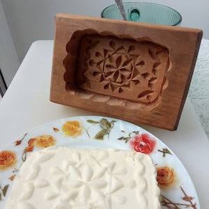 wooden mold for butter matrix for a piece of butter 200g with a linden pattern