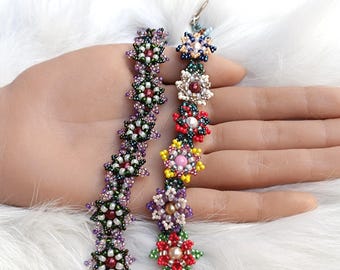 Patroon voor een kralenarmband met bloemenmotief: Zelf een armband maken met kleine kraaltjes (PDF-handleiding)
