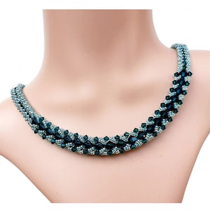 Beading Necklace Pattern, Crystal Beads Tutorial, "Emerald Glow" Tutorial