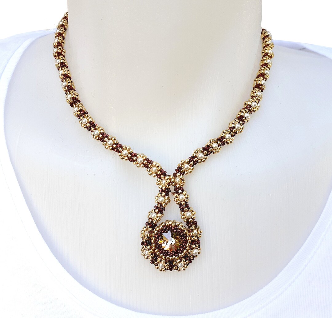Beaded Pendant Necklace Pattern, DIY Beadwork Project, 