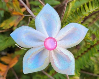 Pearlescent Marina Pearl Hair Pin by Le Petit Mouse