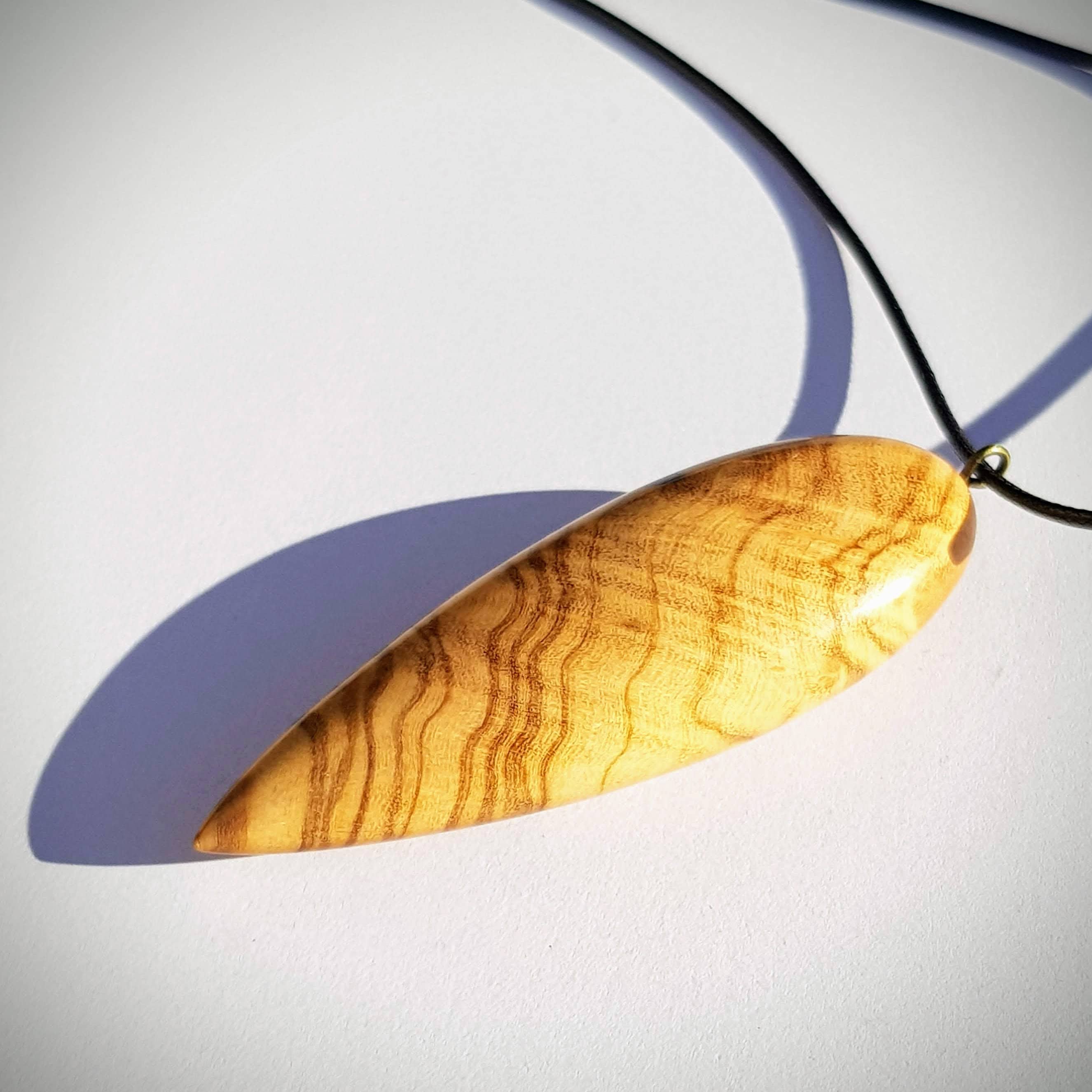 Wooden pendant Olive wood Oil Finish