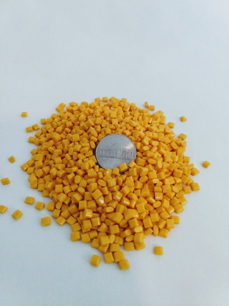 Yellow Gold Poly Pellets