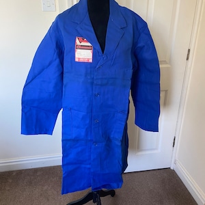 Unworn - French Bugatti Blue 100% Cotton Work Wear 3/4 Length Chore Jacket / Bleu De Travail Factory Coat (XL)