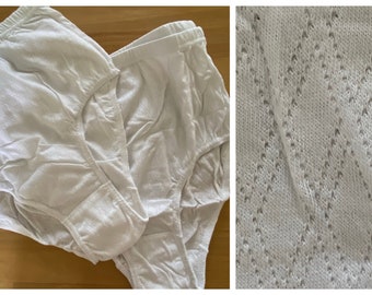 NOS - Two Pairs of French 'DAMART' Vintage Ladies White High Waisted Pure Cotton Pants - Diamond Mesh Design (XL)