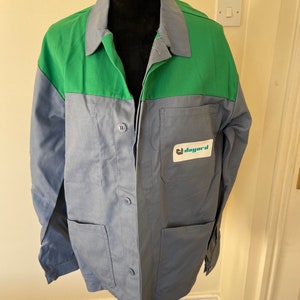 NOS - Unworn Vintage French Work Wear / Chore Jacket / Garage Jacket / Green and Grey with Factory Logo (L)
