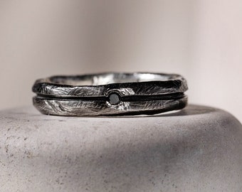 Joyería para hombre - Anillo para hombre Diamante negro Plata oxidada Brutalista - Alianza de boda cruda - Regalo para él SR00071