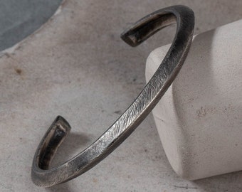 Viking Cuff Bracelet Oxidized Silver 925 - Men Jewelry - Rustic Brutalist Triangle Bangle - Birthday Gift for Him SB00019