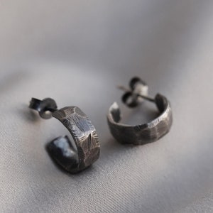 Hoop Earrings Men Oxidized Silver 925 Huggie Brutalist Textured SE00098