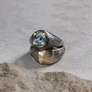 Two toned rings in sterling silver and 14K yellow gold in brutalist style, perfect for both men and women.