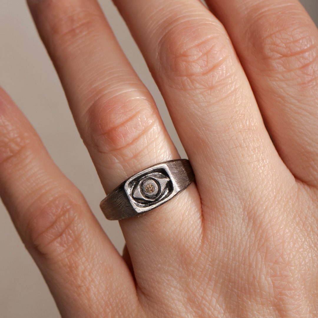 Ariela Anillo De Ojo Anillo De Mal De Ojo En Oro De 14 Quilates