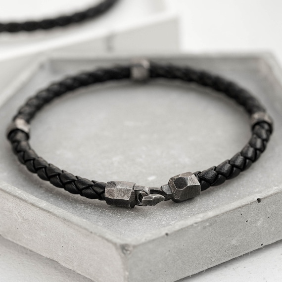 Leather Bracelets | Single & Double Leather Bracelets | Pandora SG