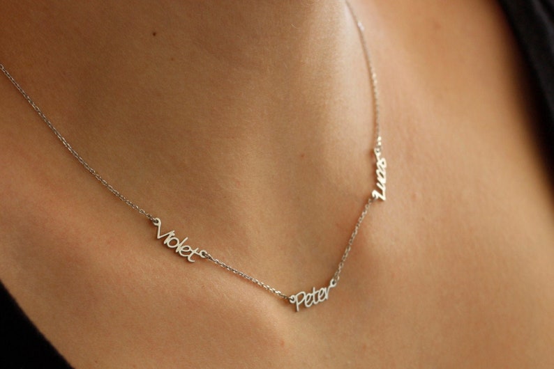 mom necklace with kids names