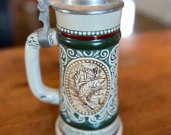 The Strike Rainbow Trout At Point English Setter Beer Stein