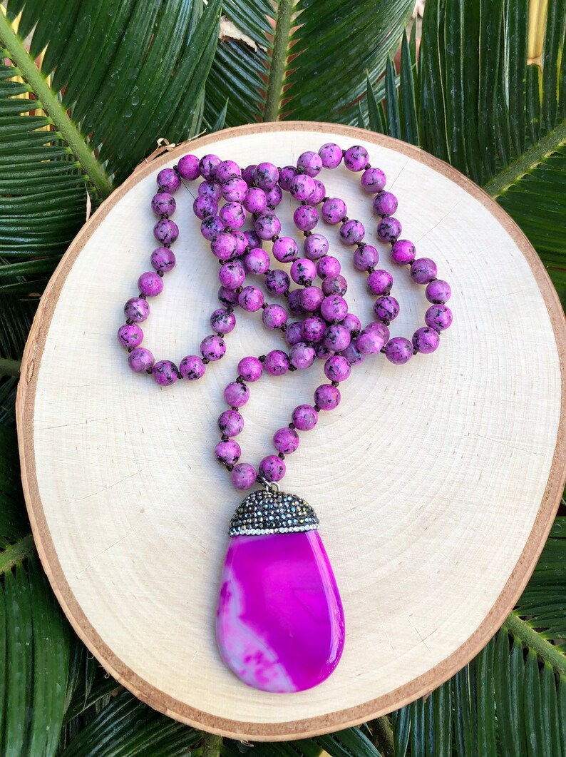 Natural Stone Necklace Jewelry For Women Agate Pendant Stone Necklace MAGENTA AGATE Bohemian Necklace Knotted Necklace