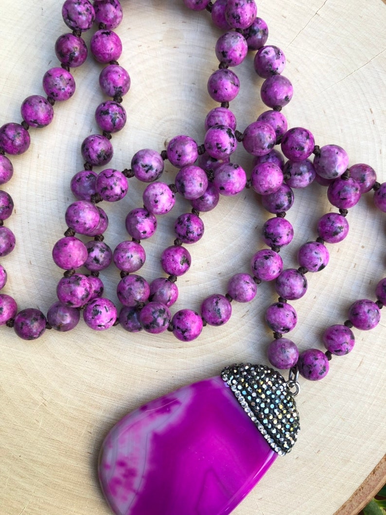Natural Stone Necklace Jewelry For Women Agate Pendant Stone Necklace MAGENTA AGATE Bohemian Necklace Knotted Necklace