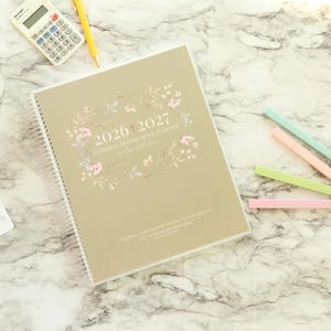 2026-2027 Catholic Homeschool Planner:  Traditional & New Liturgical Homeschool Planner / Dated Lesson Plan Grade Book