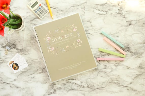 2026-2027 Catholic Homeschool Planner:  Traditional & New Liturgical Homeschool Planner / Dated Lesson Plan Grade Book