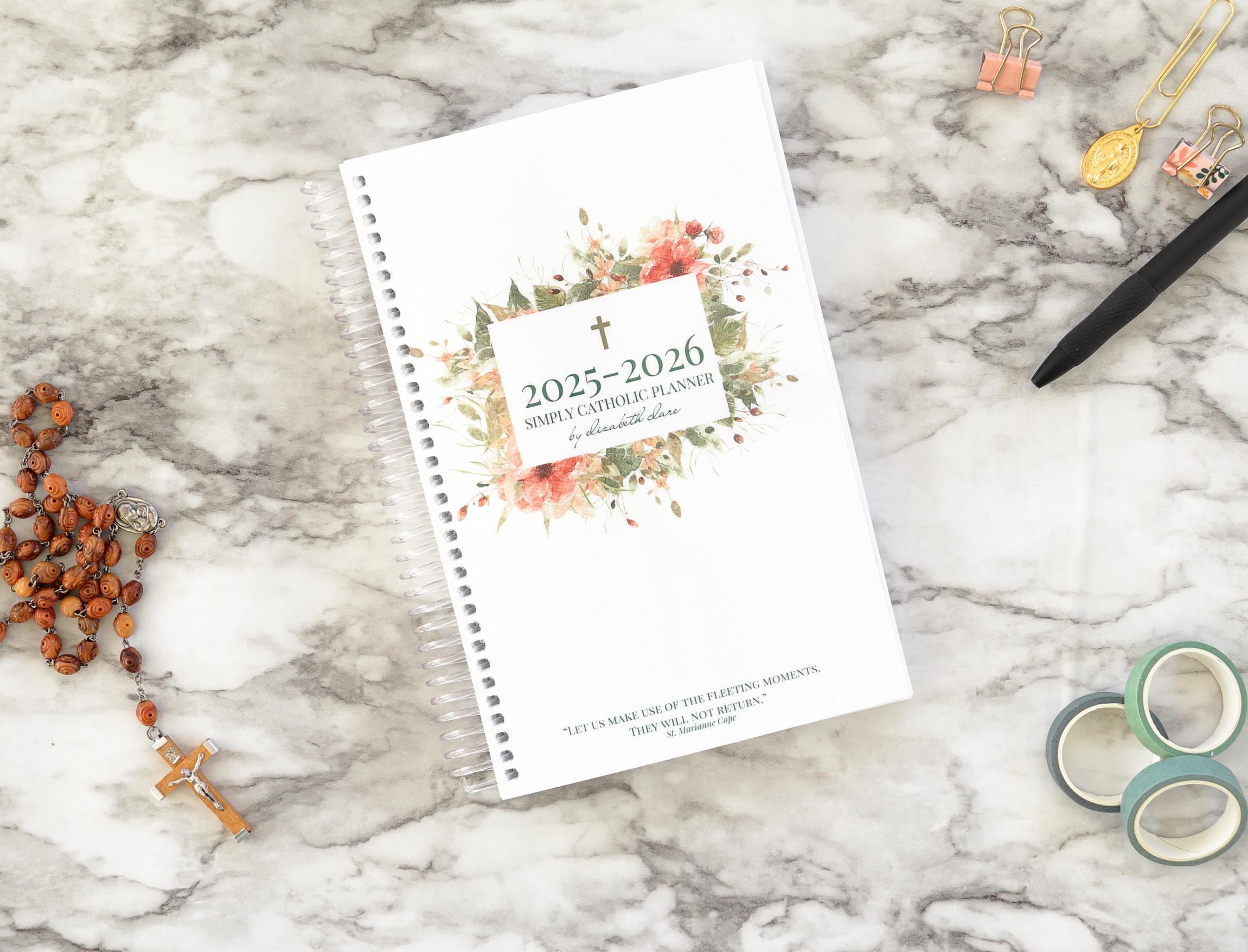 【中古】 2025-2026 Catholic by Academic Catholic Simply Planner: 輸入版カレンダー