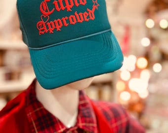 kvinnor Cupid-godkänd truckerhatt alla hjärtans dag älskare bröllop speciellt tillfälle roliga presenter tjej ute outfit dejt utekväll kläder gatumode dam