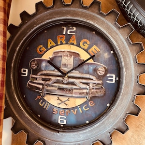 Vintage metal gear shape racing car garage sign wall clocks with LED light up switch on and off button AA battery collection collectibles