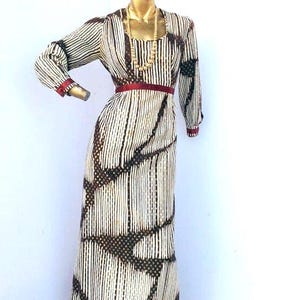 Vintage 70s Metallic Knit Dress: Brown, Cream & Gold Abstract Print - Sz Medium