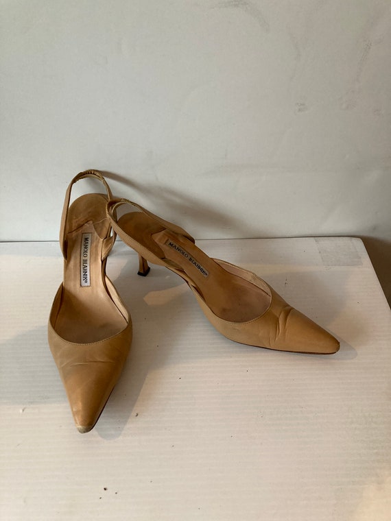 Manolo Blahnik tan color leather shoes- high heel… - image 1