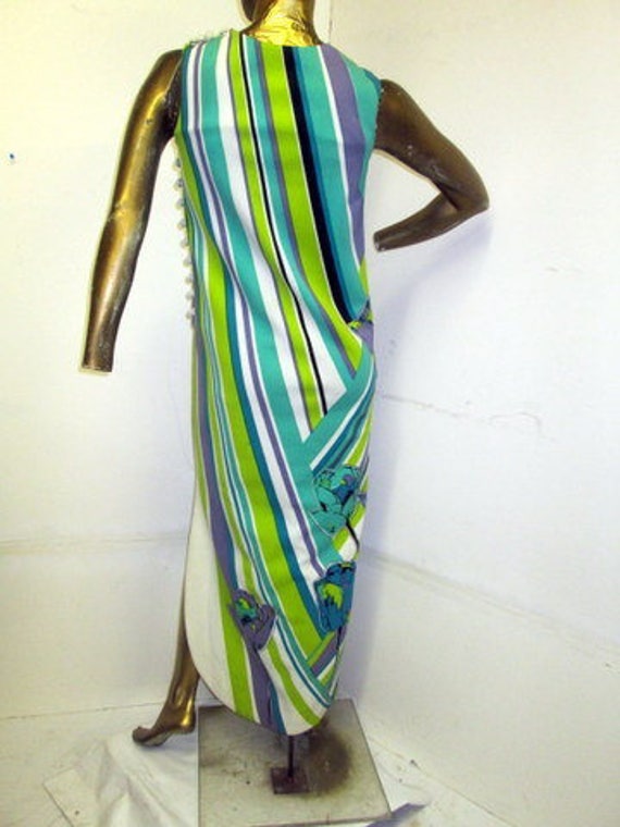 vintage 70s SHAHEEN art print maxi dress, turn on… - image 3