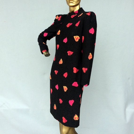 carolina herrera pink heart dress Carolina Herrera Sweetheart Column Gown With Heart Detail In Deco Pink