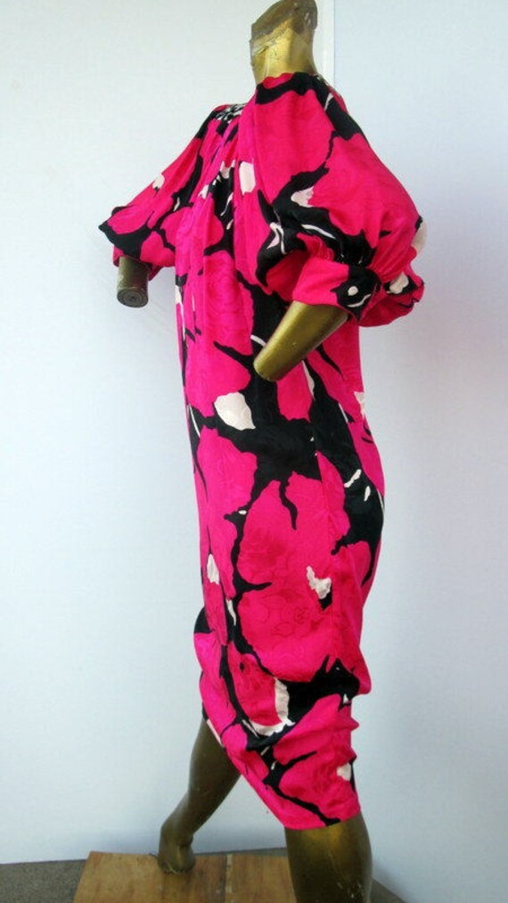 feel the excitement in this vintage 80's FLORA KU… - image 2