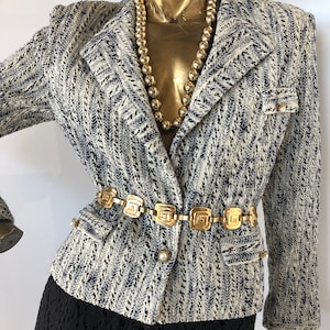 LOUIS FERAUD  vintage 1980s/90s blue and white wool jacket-this jacket is the ultimate sultry number sz 10