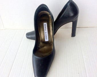Manolo Blahnik vintage black leather pumps - high heel pumps  made in ITALY sz eu 34.5 us 4
