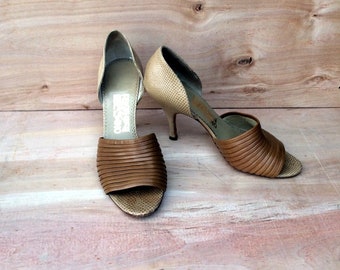 Vintage Ferragamo  leather high heel D Orsay  pumps sz 8.5 AAA . tan and light brown leather