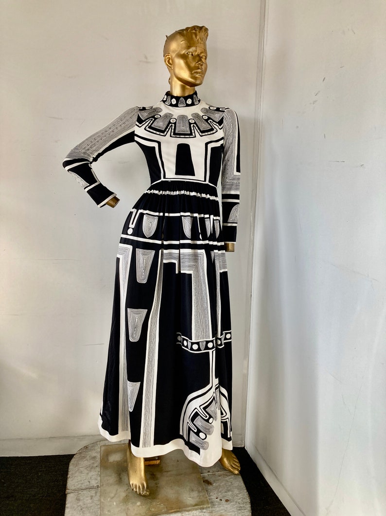 SZ XS vintage 1970s long dress bold op art print black and white high quality jersey knit-this dress breathtakingly beautiful and chic image 1